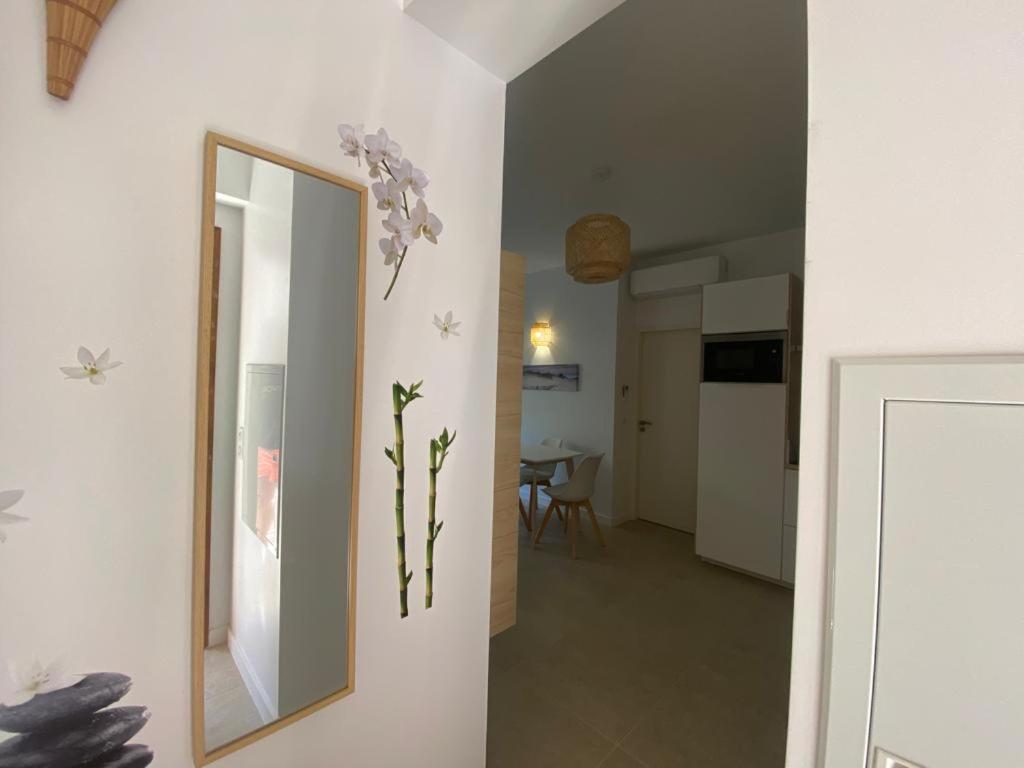 T2 Neuf Sur Jardin Proche Plage Carqueiranne Exterior photo